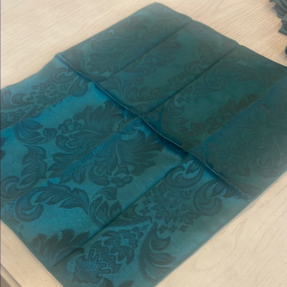 Elegant dark green damask table napkins  set of 6